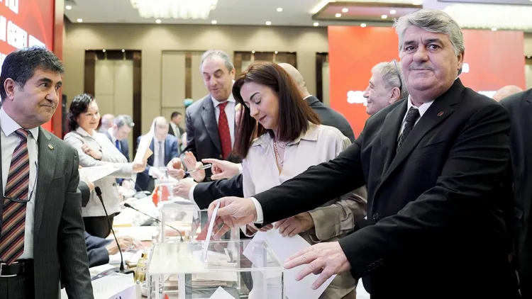 Serdal Adalı Yeniden TJK Başkanı